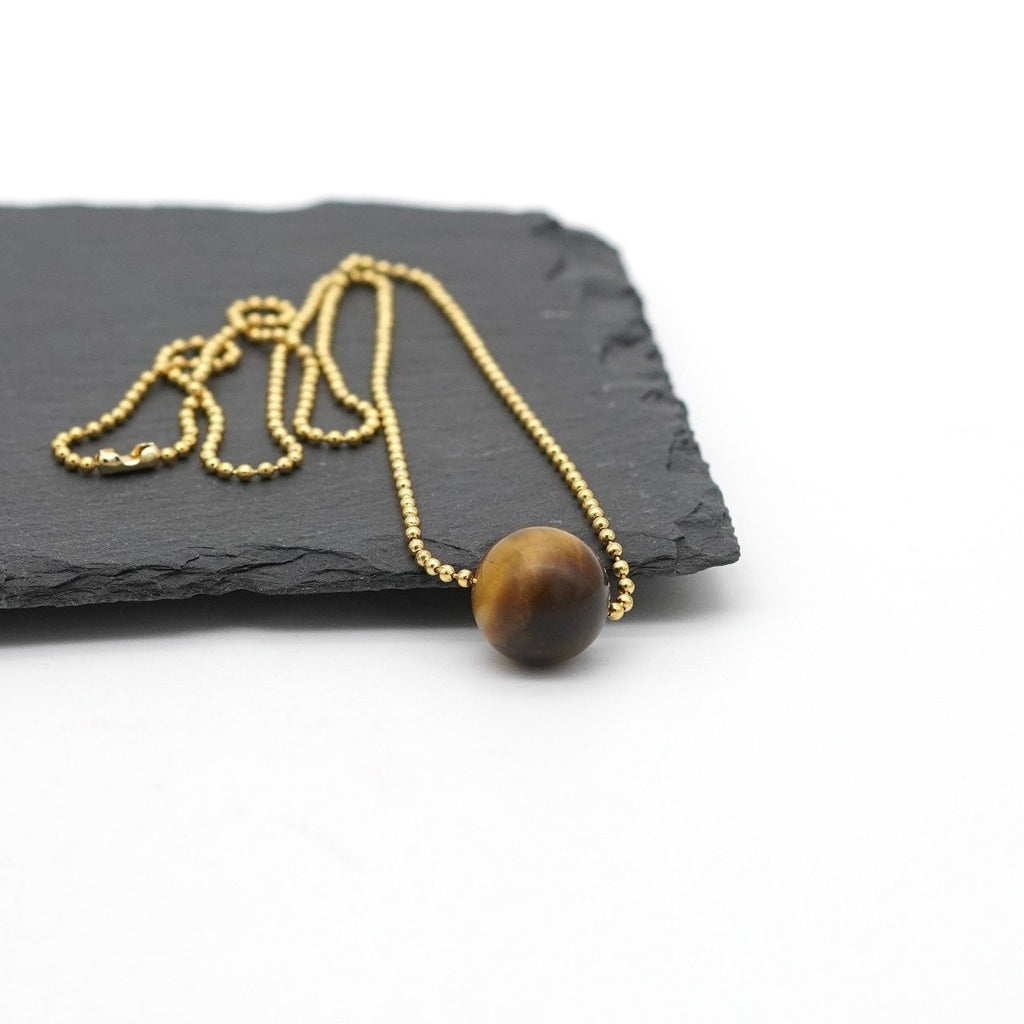 Elegante Halskette mit matter Tigerauge Perlen & Edelstahl Kugelkette goldfarben