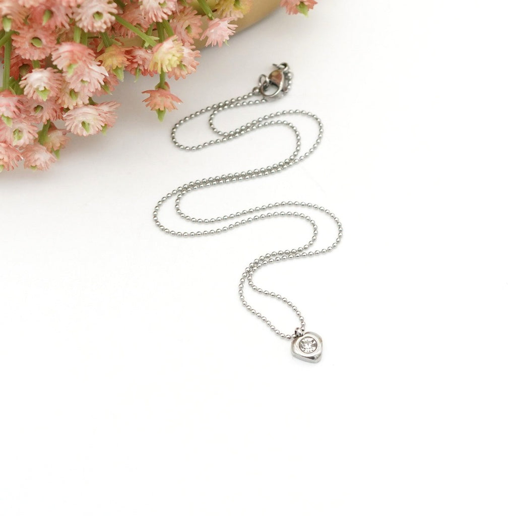 Edelstahl-Halskette mit Herzanhänger & Kristallstein